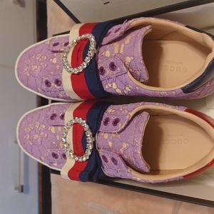Adorable Gucci shoes